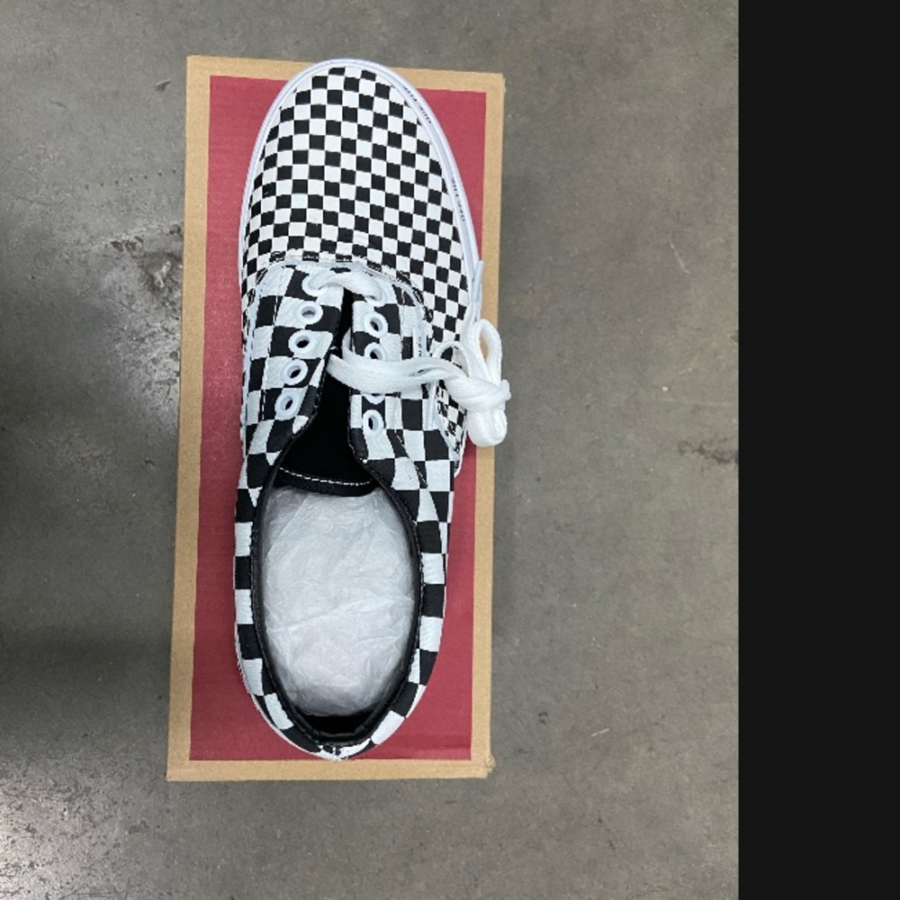 Checkered Vans - Picture 2 of 6